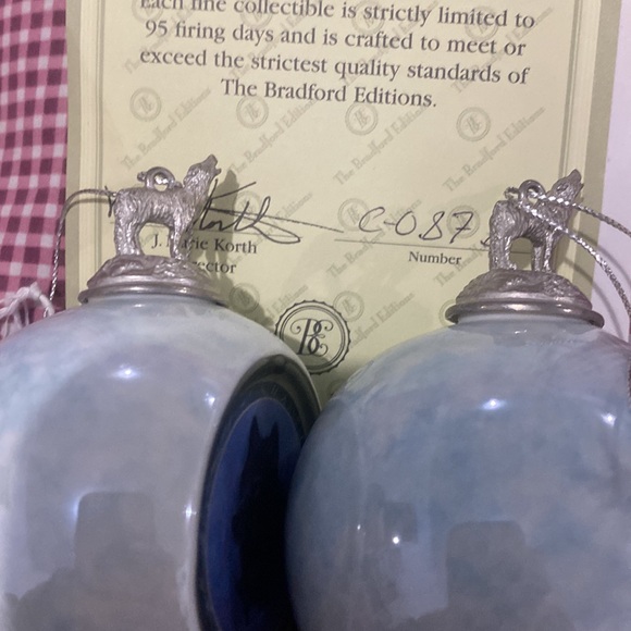 Bradford Editions two piece ornament collection( blue) - Picture 6 of 9